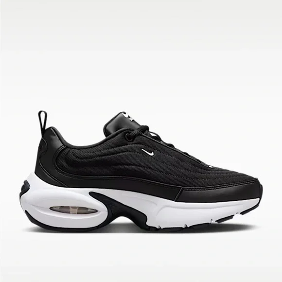 Nike Air Black and White Athletic Shoes HF3053-001 - Picture 3 of 8